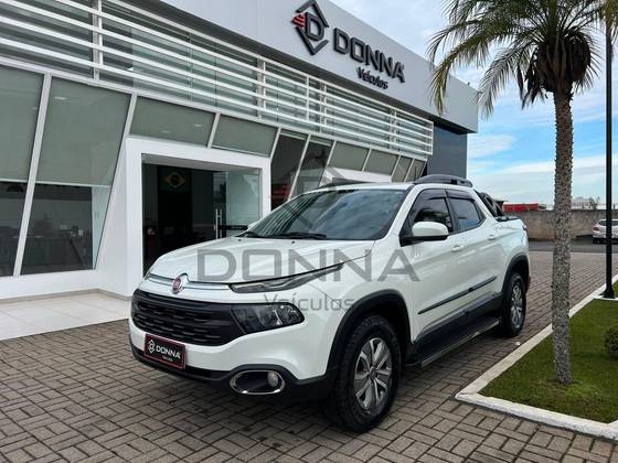 FIAT TORO 1.8 16V EVO FLEX FREEDOM AT6 FIAT TORO 1.8 16V EVO FLEX FREEDOM AT6